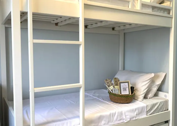 Amari Staycation - Alabang Appartement Manilla
