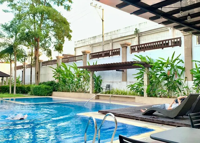 Amari Staycation - Alabang Appartement Manilla